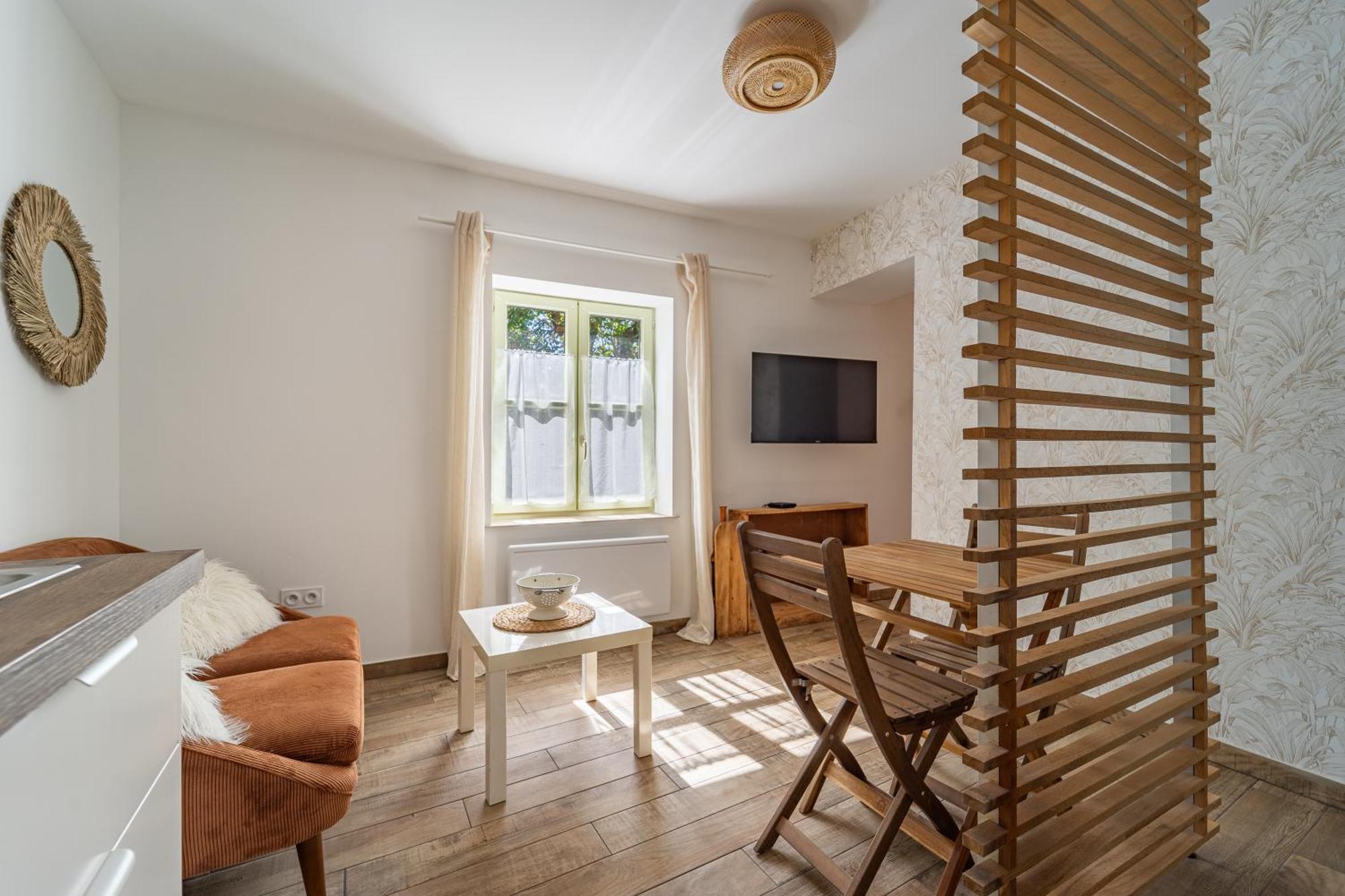 Cosy Room'S Frontonas ภายนอก รูปภาพ